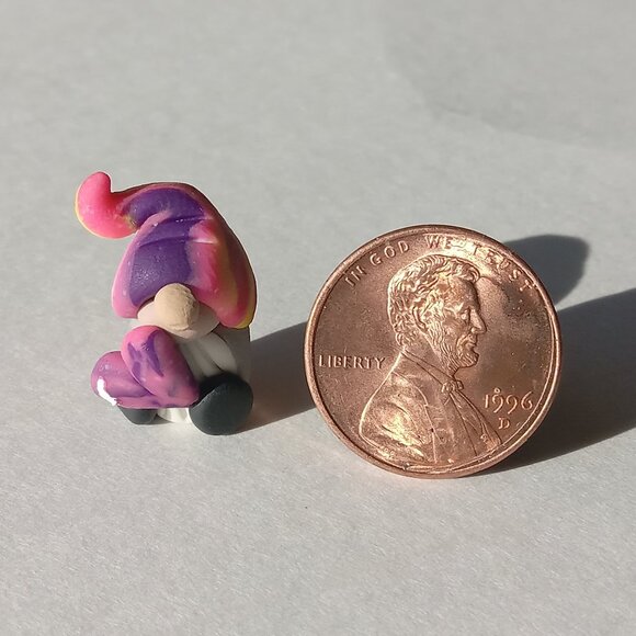 🎯 10 for $10 / Handmade Miniature Gnome - Picture 3 of 10